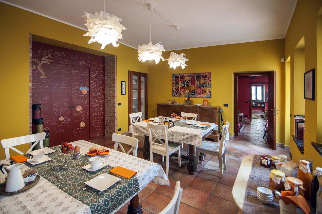 Casa Asso Di Coppe B&B Alba  Exteriér fotografie